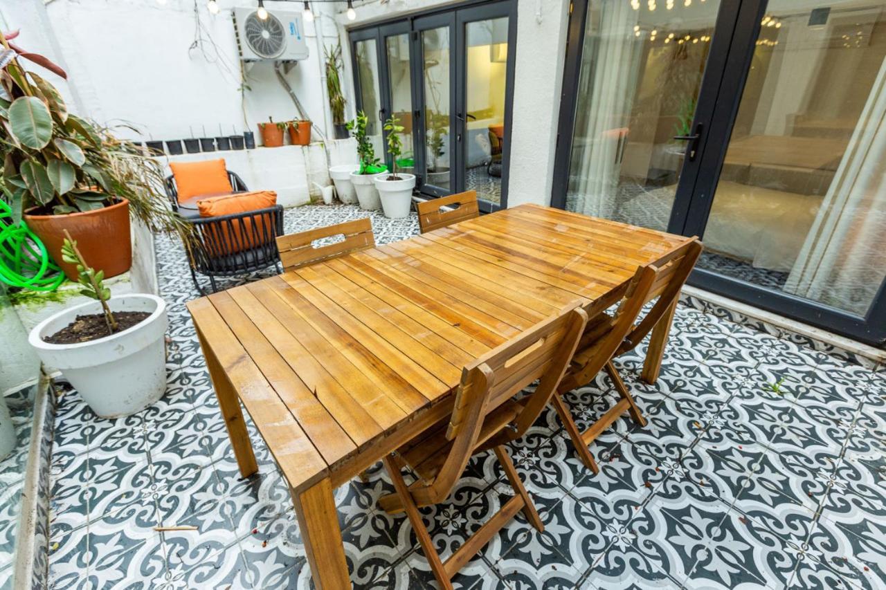 Excellent Flat With Lovely Backyard In Cihangir Isztambul Kültér fotó
